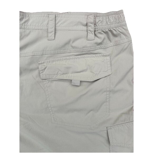 LL Bean Tropicwear 9" Cargo Shorts Men’s XXL Khaki Elastic Comfort Waist 512822 - Picture 8 of 8
